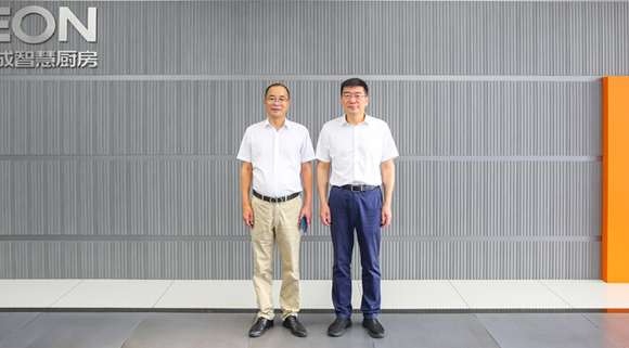 浙江省市場(chǎng)監(jiān)督管理局副局長(zhǎng)章一文一行蒞臨科恩考察指導(dǎo)！